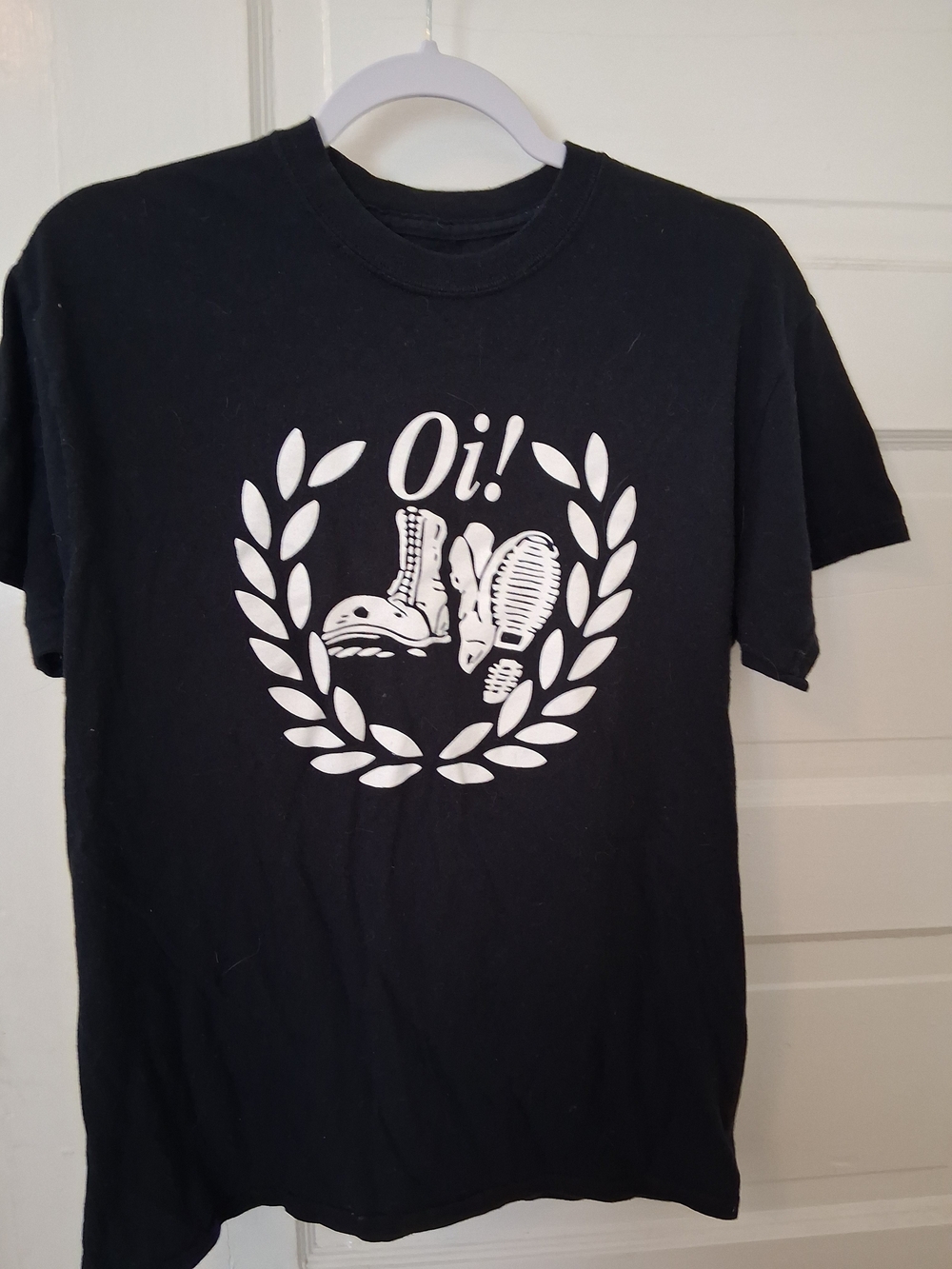 Black "Oi!" Graphic Tee